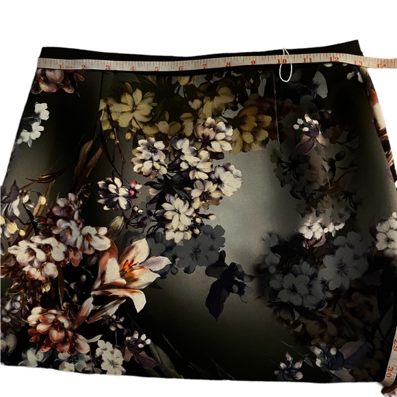 Bin 2C Top shop floral scuba mini skirt size 4 petite - Picture 5 of 7
